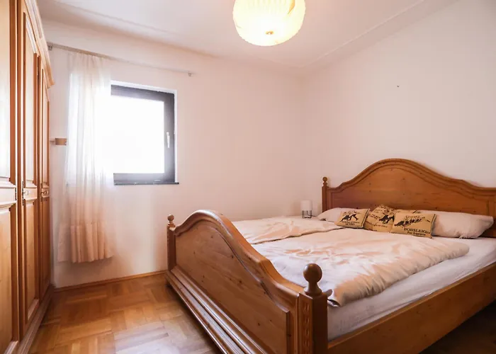 Holiday home Haus Grimmingblick